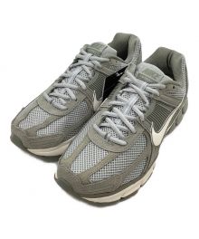 NIKE（ナイキ）の古着「ズームボレロ5」｜グレー