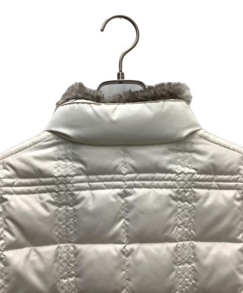 BURBERRY BLACK LABEL（バーバリーブラックレーベル）BURBERRY BLACK LABEL (バーバリーブラックレーベル) ダウンジャケット ホワイト サイズ:Ｍの古着・服飾アイテム