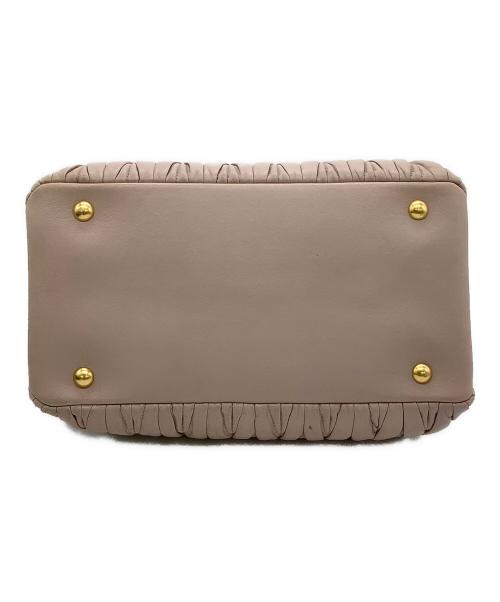 MIU MIU（ミュウミュウ）MIU MIU (ミュウミュウ) マテラッセ ピンクの古着・服飾アイテム