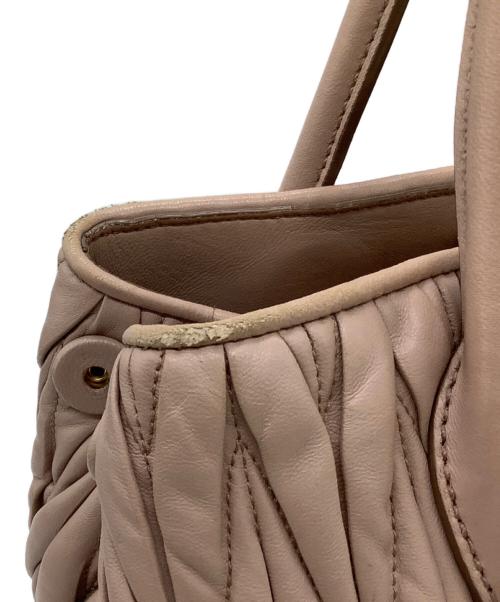 MIU MIU（ミュウミュウ）MIU MIU (ミュウミュウ) マテラッセ ピンクの古着・服飾アイテム