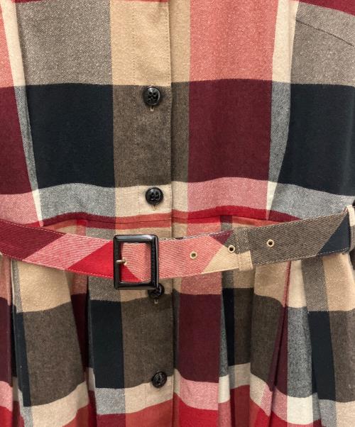 BLUE LABEL CRESTBRIDGE（ブルーレーベルクレストブリッジ）BLUE LABEL CRESTBRIDGE (ブルーレーベルクレストブリッジ) シャツワンピース レッド サイズ:36の古着・服飾アイテム