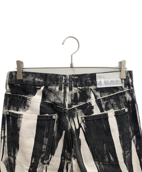 JOHN LAWRENCE SULLIVAN（ジョン ローレンス サリバン）JOHN LAWRENCE SULLIVAN (ジョン ローレンス サリバン) WRINKLE PRINT DENIM PANTS ブラック×ホワイト サイズ:Lの古着・服飾アイテム