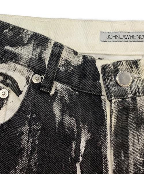 JOHN LAWRENCE SULLIVAN（ジョン ローレンス サリバン）JOHN LAWRENCE SULLIVAN (ジョン ローレンス サリバン) WRINKLE PRINT DENIM PANTS ブラック×ホワイト サイズ:Lの古着・服飾アイテム