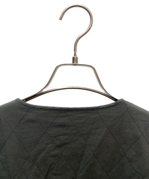 ORCIVAL（オーシバル）ORCIVAL (オーシバル) ORCIVAL(オーシバル)コットンキルトカラーレスジャケットEH グレー サイズ:1の古着・服飾アイテム