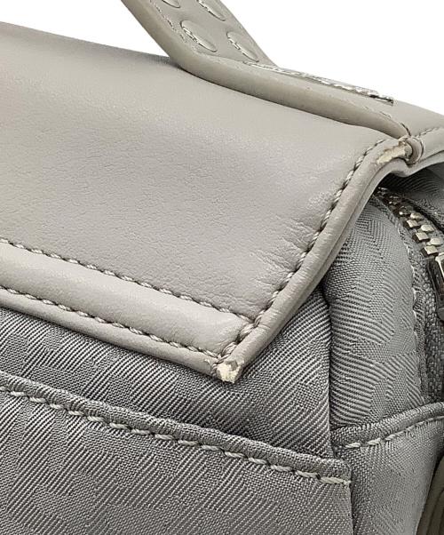 DIESEL（ディーゼル）DIESEL (ディーゼル) ミニメッセンジャーバッグ グレーの古着・服飾アイテム