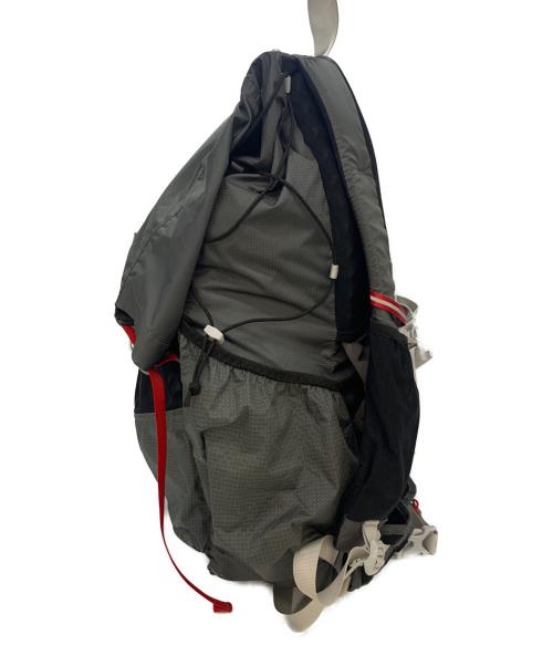 GOSSAMER GEAR（ゴッサマーギア）GOSSAMER GEAR (ゴッサマーギア) バックパック グレーの古着・服飾アイテム