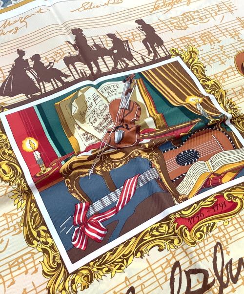 HERMES（エルメス）HERMES (エルメス) カレ90 IN SALZBURG レッド×グリーンの古着・服飾アイテム