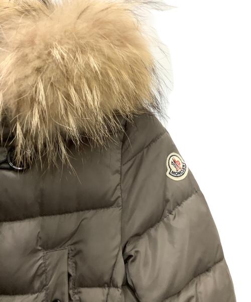 MONCLER（モンクレール）MONCLER (モンクレール) ジュヌヴィリエダウンコート グレーの古着・服飾アイテム