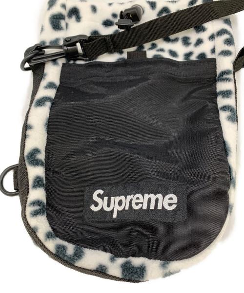 SUPREME（シュプリーム）SUPREME (シュプリーム) ショルダーバッグ ホワイトの古着・服飾アイテム