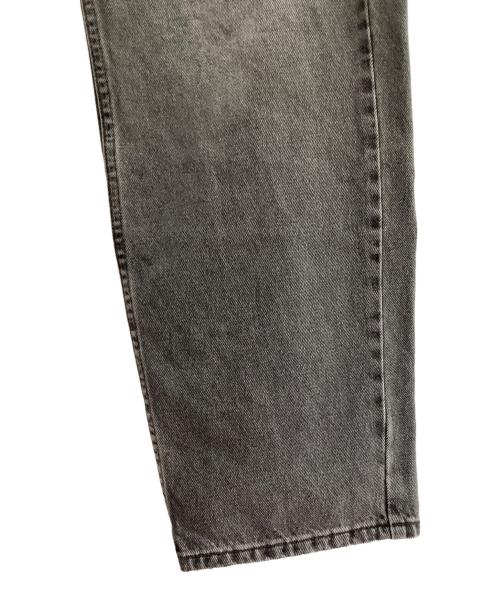 LEVI'S（リーバイス）LEVI'S (リーバイス) デニムパンツ グレー サイズ:W30の古着・服飾アイテム