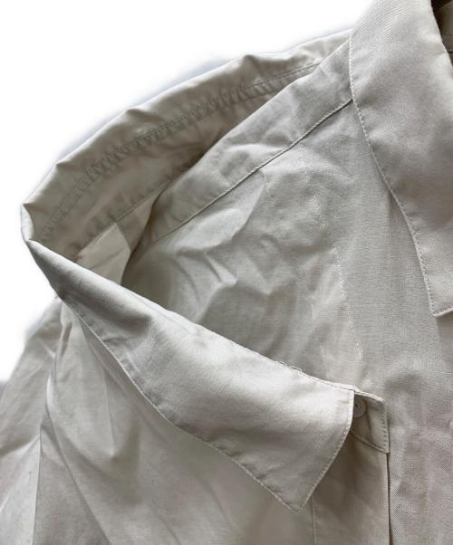 APOCRYPHA.（アポクリファ）APOCRYPHA. (アポクリファ) シャツ ベージュ サイズ:2の古着・服飾アイテム