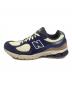 NEW BALANCE (ニューバランス) 2002R 