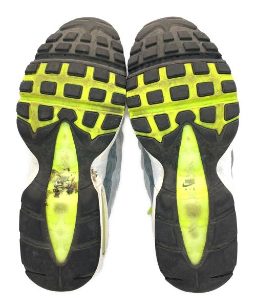 NIKE（ナイキ）NIKE (ナイキ) AIR MAX 95 グレー×ホワイト サイズ:26.5の古着・服飾アイテム