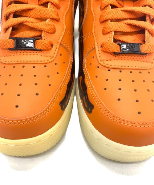 NIKE（ナイキ）NIKE (ナイキ) スニーカー オレンジ×ブラック サイズ:23.5cmの古着・服飾アイテム