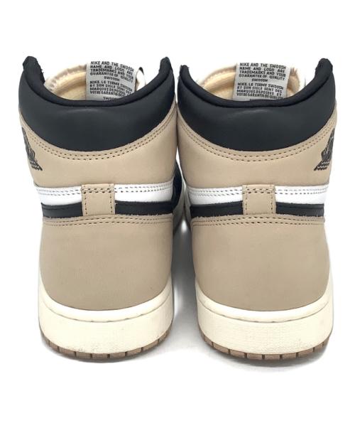 NIKE（ナイキ）NIKE (ナイキ) Air Jordan 1 Retro High OG ベージュ×ブラック×ホワイト サイズ:27.5cmの古着・服飾アイテム