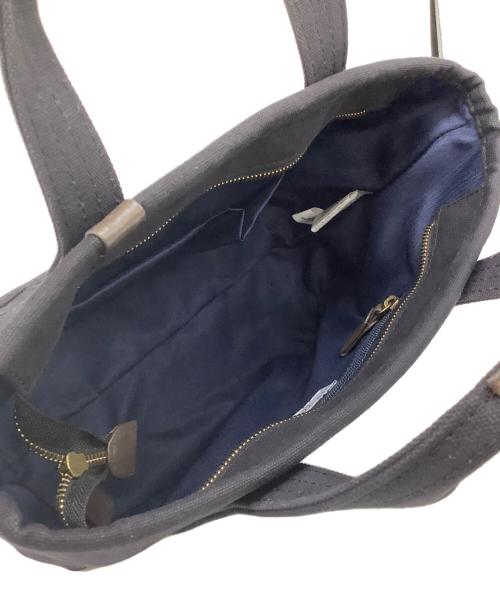 U.S POLO ASSN（ユーエスポロアッスン）U.S POLO ASSN (ユーエスポロアッスン) ハンドバッグ USPA-1862 ブラック×ホワイト 未使用品の古着・服飾アイテム