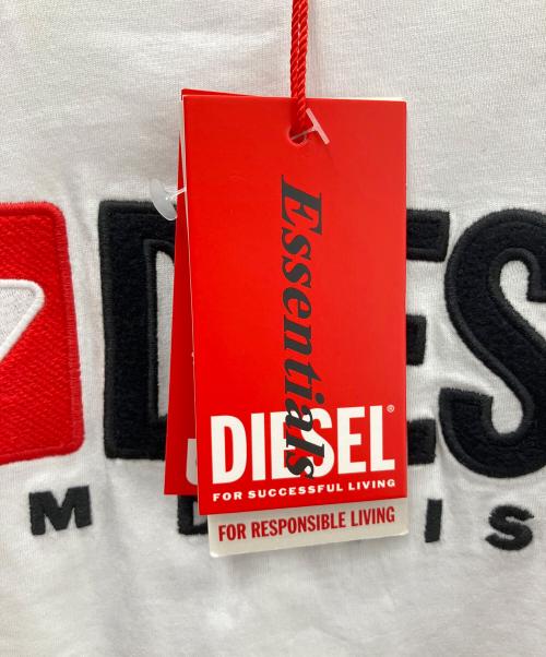 DIESEL（ディーゼル）DIESEL (ディーゼル) T-Boxt-Div Tシャツ ホワイト サイズ:L 未使用品の古着・服飾アイテム