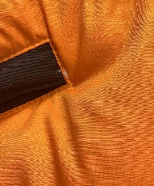 MOUNTAIN HARD WEAR（マウンテンハードウェア）MOUNTAIN HARD WEAR (マウンテンハードウェア) ダウンジャケット オレンジ×ブラック サイズ:Ｍの古着・服飾アイテム