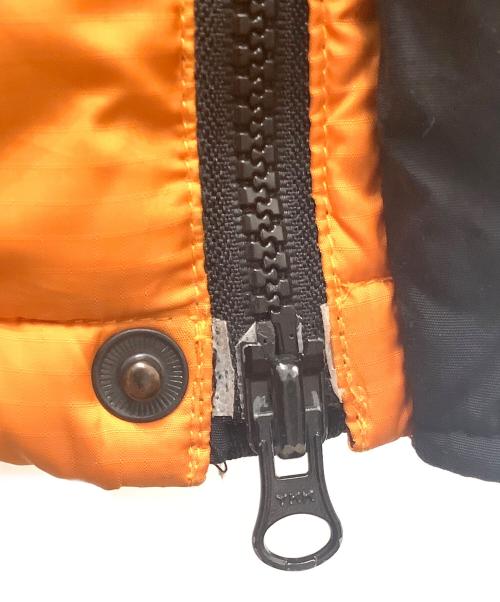 MOUNTAIN HARD WEAR（マウンテンハードウェア）MOUNTAIN HARD WEAR (マウンテンハードウェア) ダウンジャケット オレンジ×ブラック サイズ:Ｍの古着・服飾アイテム