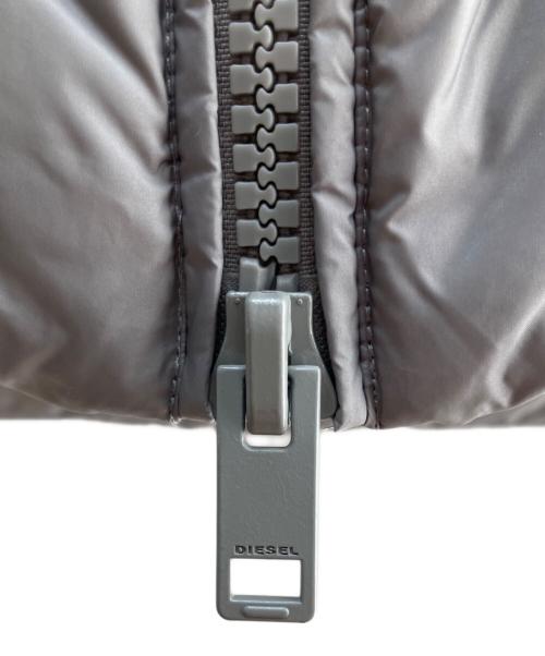 DIESEL（ディーゼル）DIESEL (ディーゼル) ダウンコート ライトグレー サイズ:XSの古着・服飾アイテム