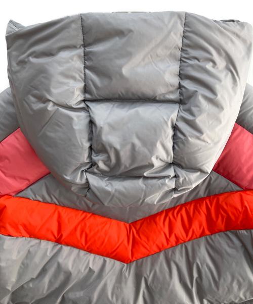 DIESEL（ディーゼル）DIESEL (ディーゼル) ダウンコート ライトグレー サイズ:XSの古着・服飾アイテム