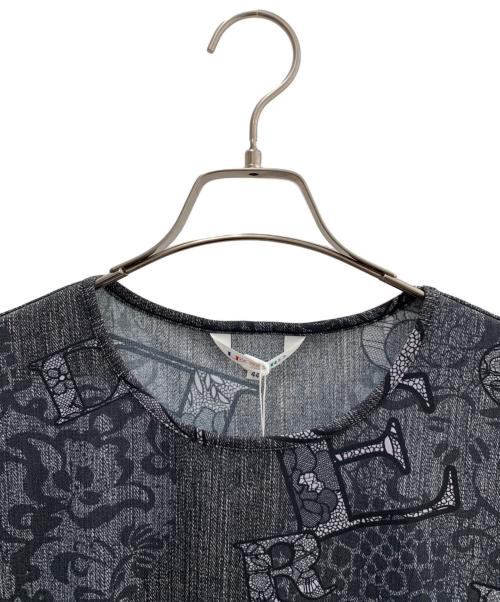 LEONARD SPORT（レオナール スポーツ）LEONARD SPORT (レオナール スポーツ) 総柄ブラウス ブラック サイズ:44 未使用品の古着・服飾アイテム