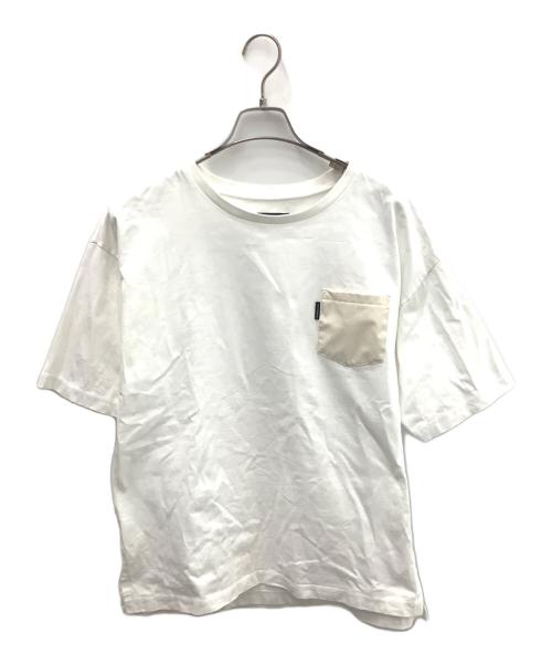 1piu1uguale3（ウノピュウノウグァーレトレ）1piu1uguale3 (ウノピュウノウグァーレトレ) POCKET BIG TEE ホワイト サイズ:Vの古着・服飾アイテム