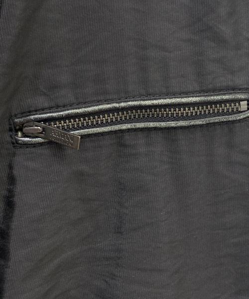 ARMANI COLLEZIONI（アルマーニ コレツィオーニ）ARMANI COLLEZIONI (アルマーニ コレツィオーニ) ナイロンブルゾン ブラック サイズ:50の古着・服飾アイテム