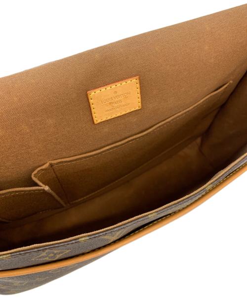 LOUIS VUITTON（ルイ ヴィトン）LOUIS VUITTON (ルイ ヴィトン) ボスフォールGM ブラウンの古着・服飾アイテム