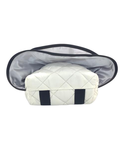 Rapture（ラプチャー）Rapture (ラプチャー) 2WAYフリルバッグ ホワイト×ブラックの古着・服飾アイテム