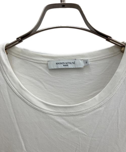 maison kitsune（メゾンキツネ）MAISON KITSUNE (メゾンキツネ) ダブルフォックスヘッド パッチ クラシック Tシャツ ホワイト サイズ:XLの古着・服飾アイテム