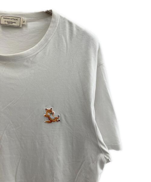 maison kitsune（メゾンキツネ）MAISON KITSUNE (メゾンキツネ) チラックスフォックス パッチ クラシック Tシャツ ホワイト サイズ:XLの古着・服飾アイテム