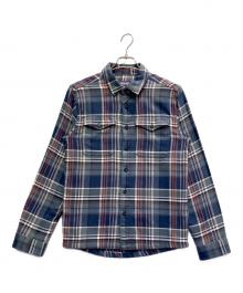 Patagonia（パタゴニア）の古着「長袖シャツ」｜ブルー×レッド