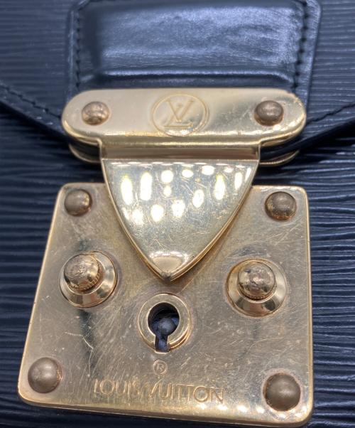 LOUIS VUITTON（ルイ ヴィトン）LOUIS VUITTON (ルイ ヴィトン) エピ　クラッチバッグ ブラックの古着・服飾アイテム