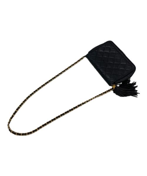 CHANEL（シャネル）CHANEL (シャネル) フリンジチェーンショルダーバッグ ブラックの古着・服飾アイテム