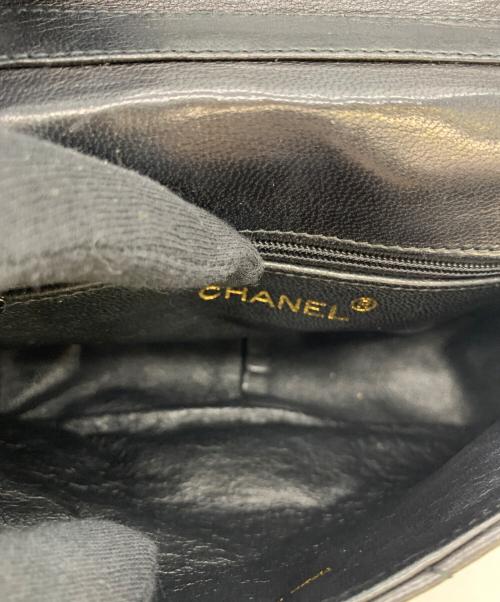 CHANEL（シャネル）CHANEL (シャネル) フリンジチェーンショルダーバッグ ブラックの古着・服飾アイテム