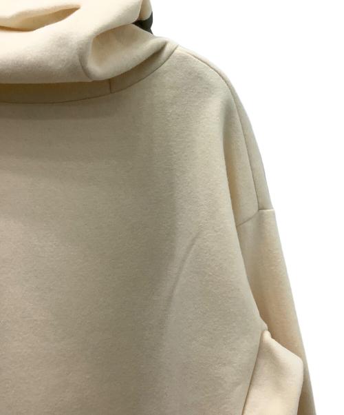 Abu Garcia（アブガルシア）Abu Garcia (アブガルシア) バラクラバフーディー ホワイト サイズ:L 未使用品の古着・服飾アイテム