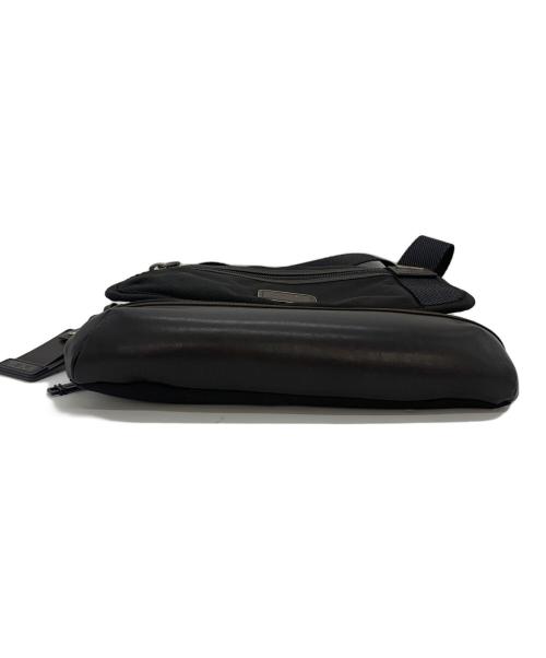 TUMI（トゥミ）TUMI (トゥミ) ショルダーバッグ ブラックの古着・服飾アイテム