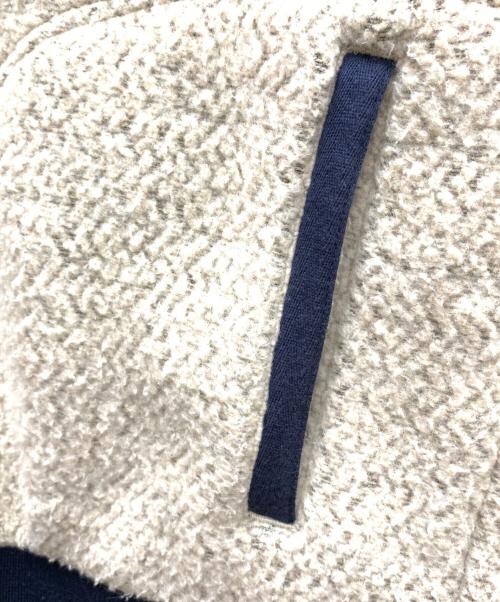 Patagonia（パタゴニア）Patagonia (パタゴニア) フリースジャケット ベージュ サイズ:XLの古着・服飾アイテム