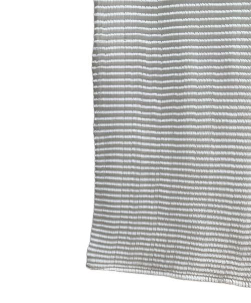 PLEATS PLEASE ISSEY MIYAKE（プリーツプリーズ イッセイミヤケ）PLEATS PLEASE ISSEY MIYAKE (プリーツプリーズ イッセイミヤケ) ハイネックカットソー ホワイト サイズ:Mの古着・服飾アイテム