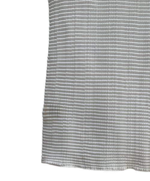 PLEATS PLEASE ISSEY MIYAKE（プリーツプリーズ イッセイミヤケ）PLEATS PLEASE ISSEY MIYAKE (プリーツプリーズ イッセイミヤケ) ハイネックカットソー ホワイト サイズ:Mの古着・服飾アイテム