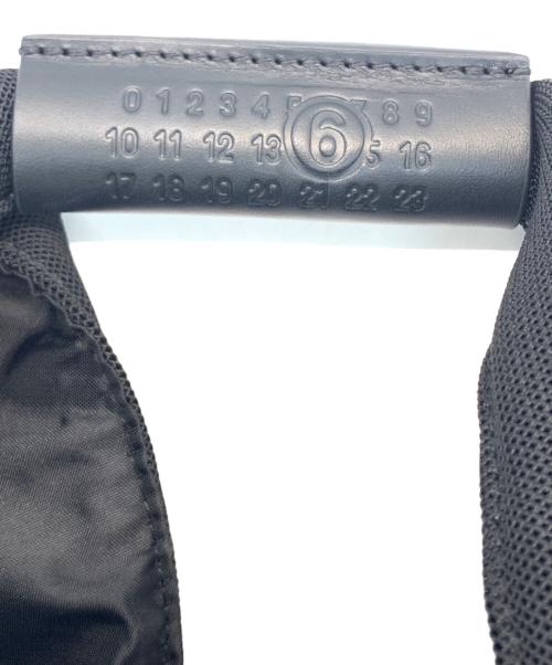 MM6 Maison Margiela（エムエムシックスメゾンマルジェラ）MM6 Maison Margiela (エムエムシックスメゾンマルジェラ) ショルダーバッグ ブラックの古着・服飾アイテム