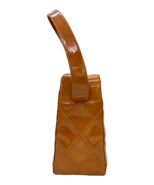 CHANEL（シャネル）CHANEL (シャネル) ショルダーバッグ ブラウンの古着・服飾アイテム