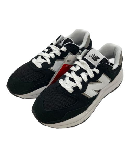 NEW BALANCE（ニューバランス）NEW BALANCE (ニューバランス) ローカットスニーカー ブラック×ホワイト サイズ:24cm 未使用品の古着・服飾アイテム