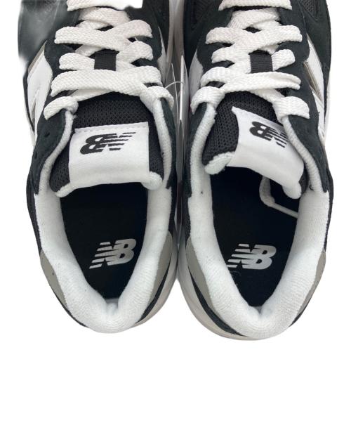 NEW BALANCE（ニューバランス）NEW BALANCE (ニューバランス) ローカットスニーカー ブラック×ホワイト サイズ:24cm 未使用品の古着・服飾アイテム
