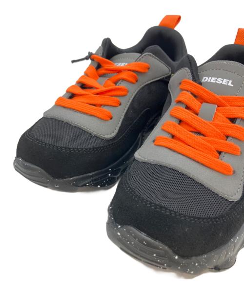 DIESEL（ディーゼル）DIESEL (ディーゼル) ローカットスニーカー グレー×ブラック サイズ:24㎝ 未使用品の古着・服飾アイテム