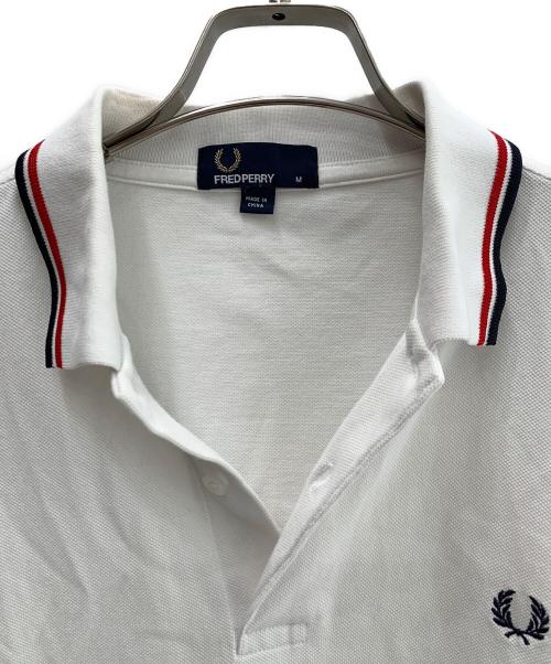 FRED PERRY（フレッドペリー）FRED PERRY (フレッドペリー) ポロシャツ ホワイト サイズ:Ｍの古着・服飾アイテム