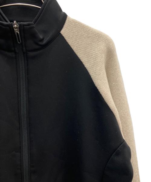 DESCENTE（デサント）DESCENTE (デサント) ゴルフウェア(トップス) ブラック×ベージュ サイズ:Ｍの古着・服飾アイテム