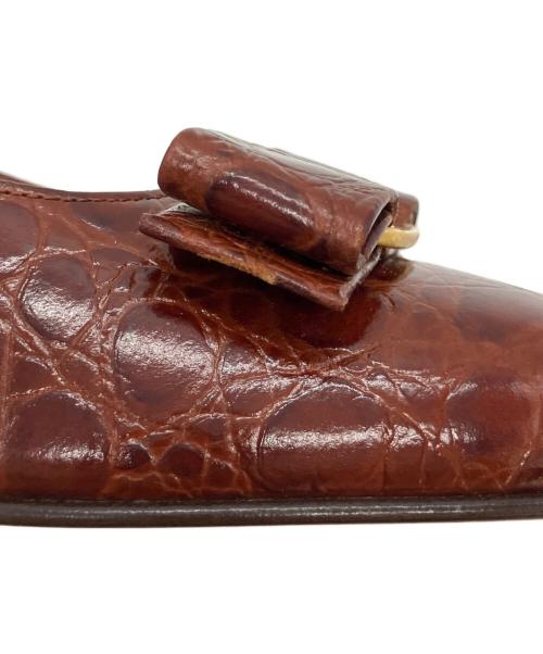 Salvatore Ferragamo（サルヴァトーレ フェラガモ）Salvatore Ferragamo (サルヴァトーレ フェラガモ) リボンパンプス ブラウン サイズ:25の古着・服飾アイテム