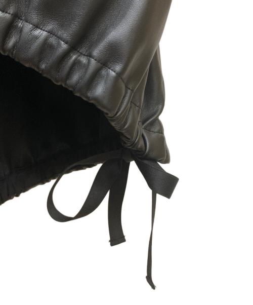 不明（不明）不明 (不明) JEANASIS(ジーナシス)ヴィーガンレザーモンスターパーカー ブラック サイズ:FREEの古着・服飾アイテム